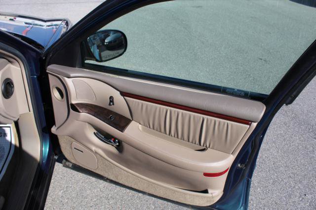 Used 1997 Buick Park Avenue Ultra image 16