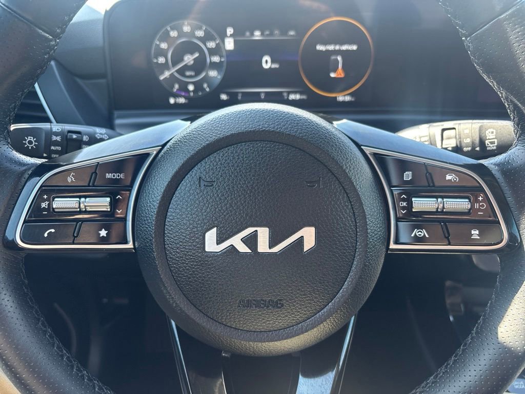 Used 2024 Kia Seltos SX w/ SX Sunroof Package AWD/4WD image 23