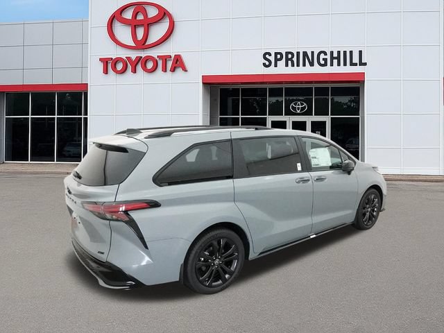 New 2026 Toyota Sienna XSE FWD image 9