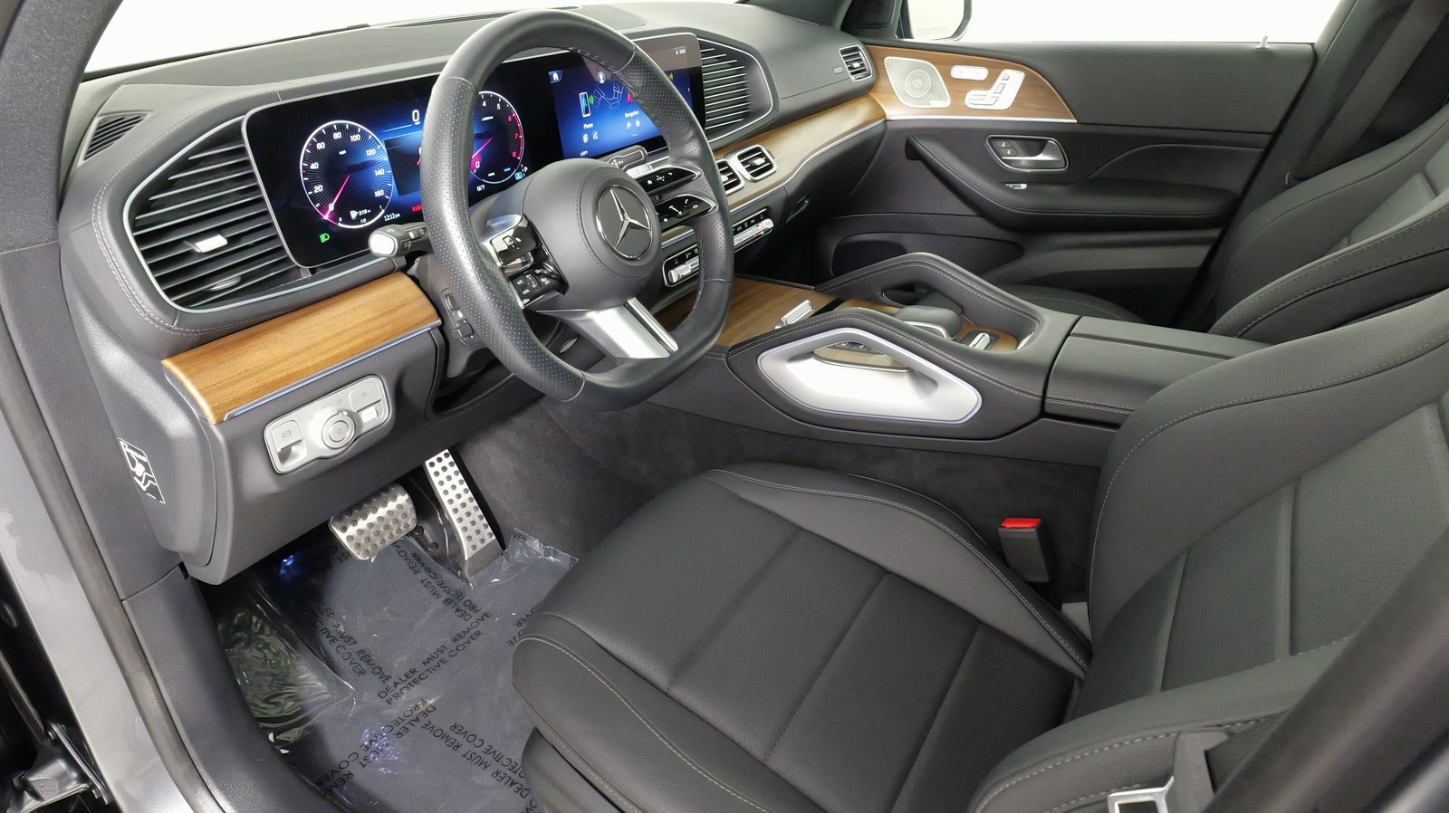 Used 2024 Mercedes-Benz GLS 450 4MATIC w/ AMG Line Exterior image 29