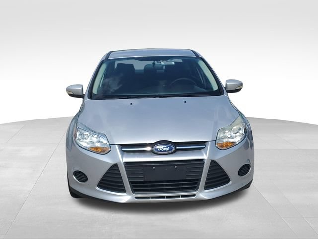 Used 2013 Ford Focus SE FWD image 2