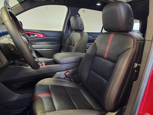 Certified 2025 Chevrolet Traverse RS w/ LPO, Floor Liner Package image 13