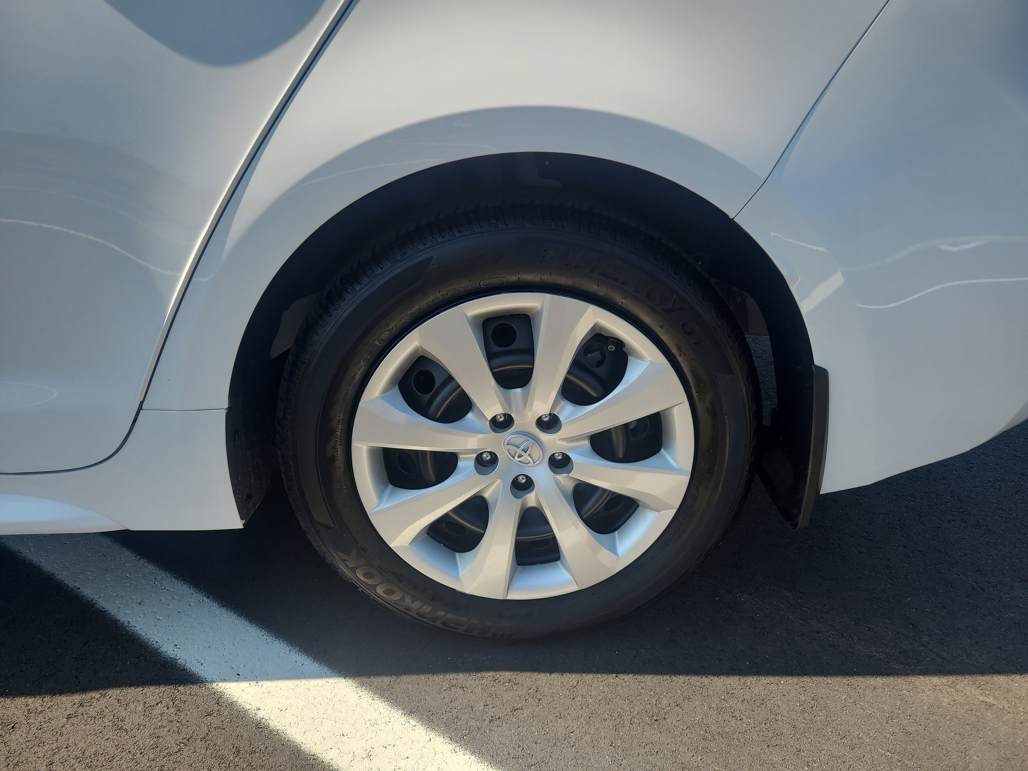 Certified 2025 Toyota Corolla LE image 10