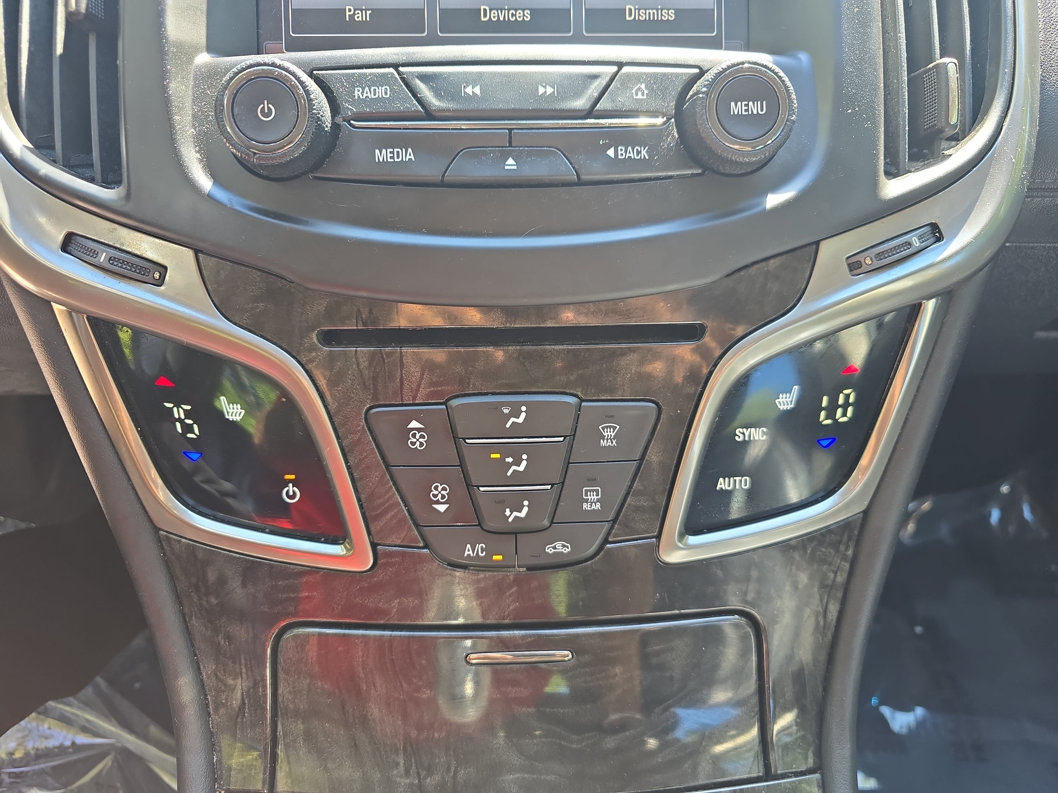 Used 2015 Buick LaCrosse Leather FWD image 22