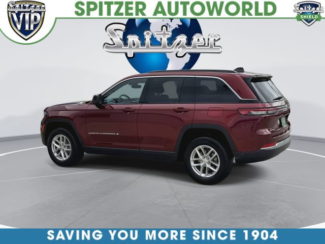Used 2024 Jeep Grand Cherokee Laredo X AWD/4WD image 7