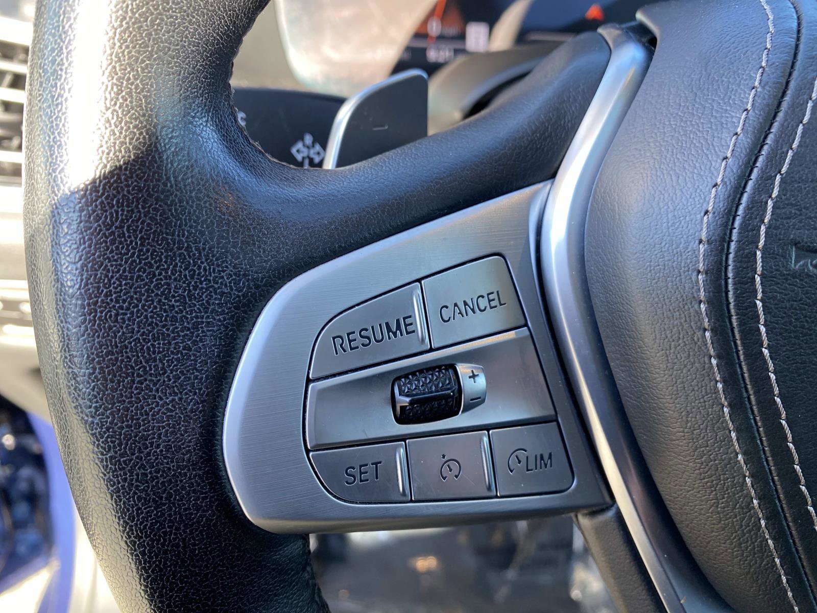 Used 2020 BMW X7 xDrive40i w/ Cold Weather Package image 15