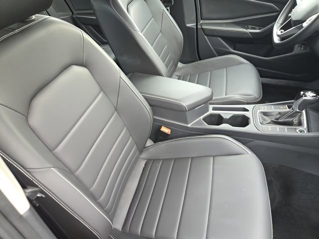Used 2024 Volkswagen Jetta SE image 34