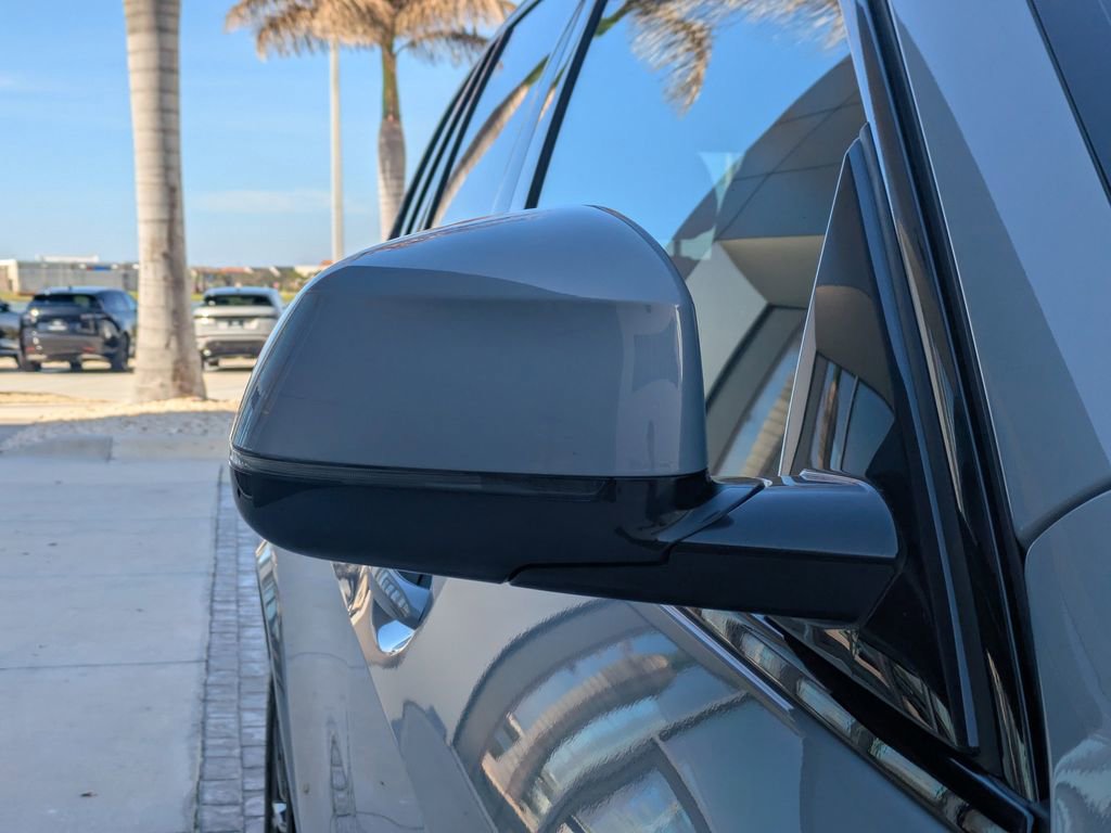 Used 2026 BMW X5 xDrive40i image 12