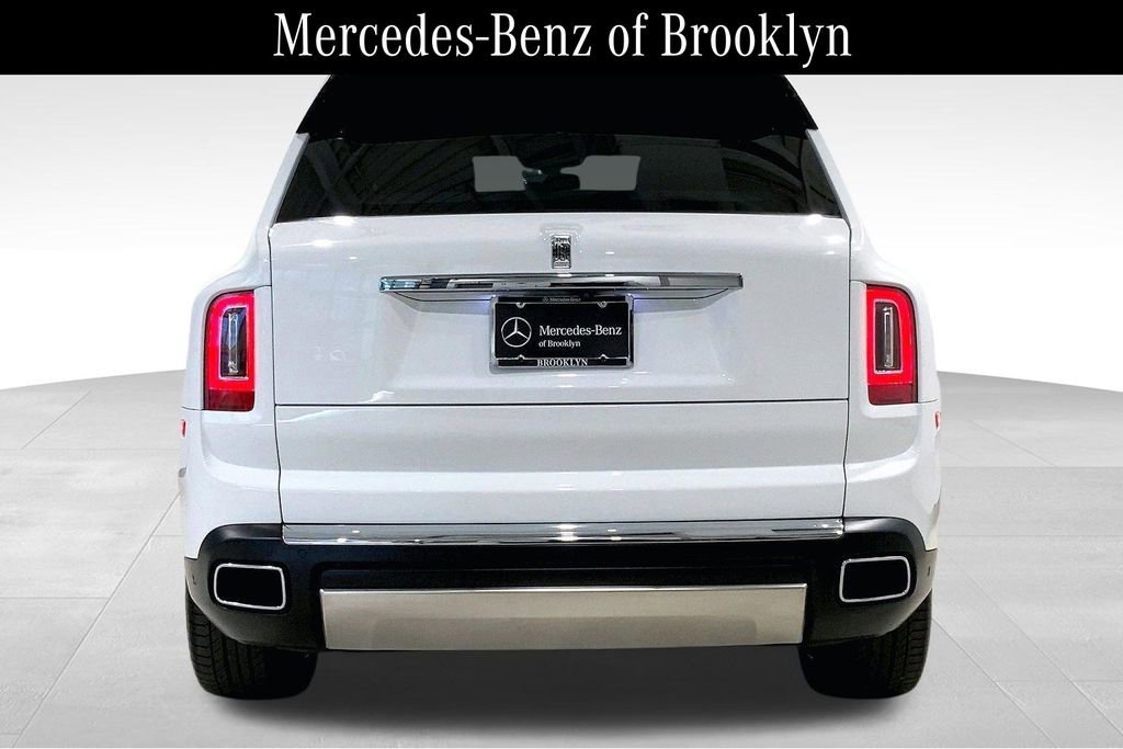 Used 2022 Rolls-Royce Cullinan w/ Cullinan Package AWD/4WD image 4
