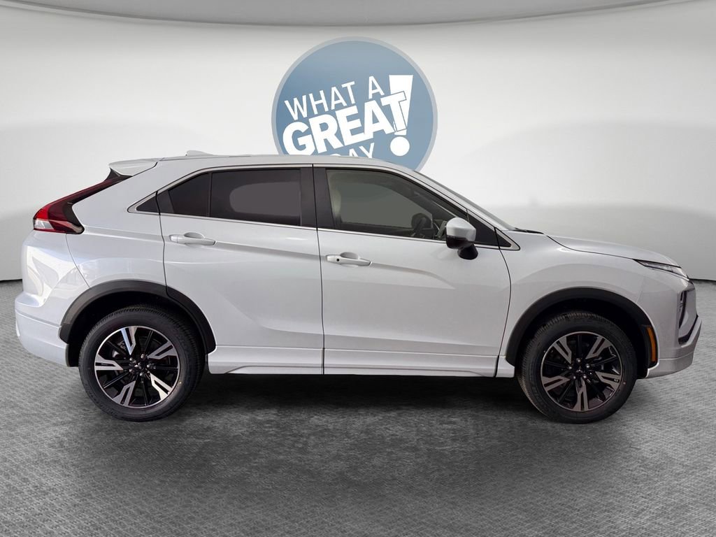 New 2026 Mitsubishi Eclipse Cross SEL image 2