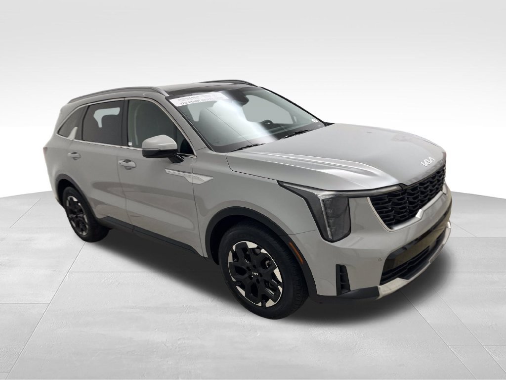 Used 2025 Kia Sorento S w/ Panoramic Sunroof Package FWD image 7