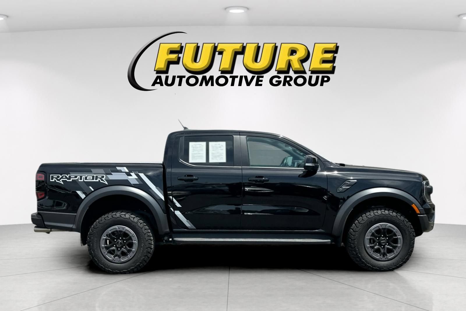Used 2025 Ford Ranger Raptor AWD/4WD image 2