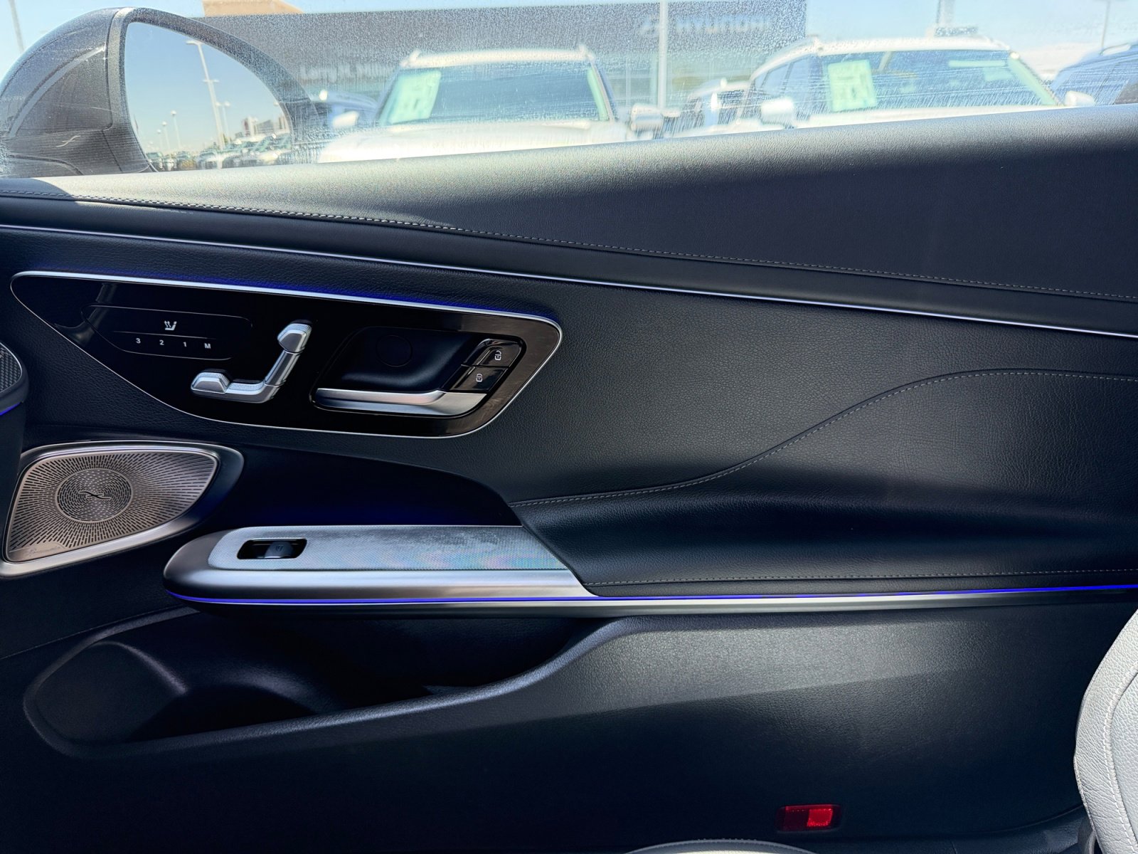 Used 2025 Mercedes-Benz CLE 300 4MATIC Coupe image 15