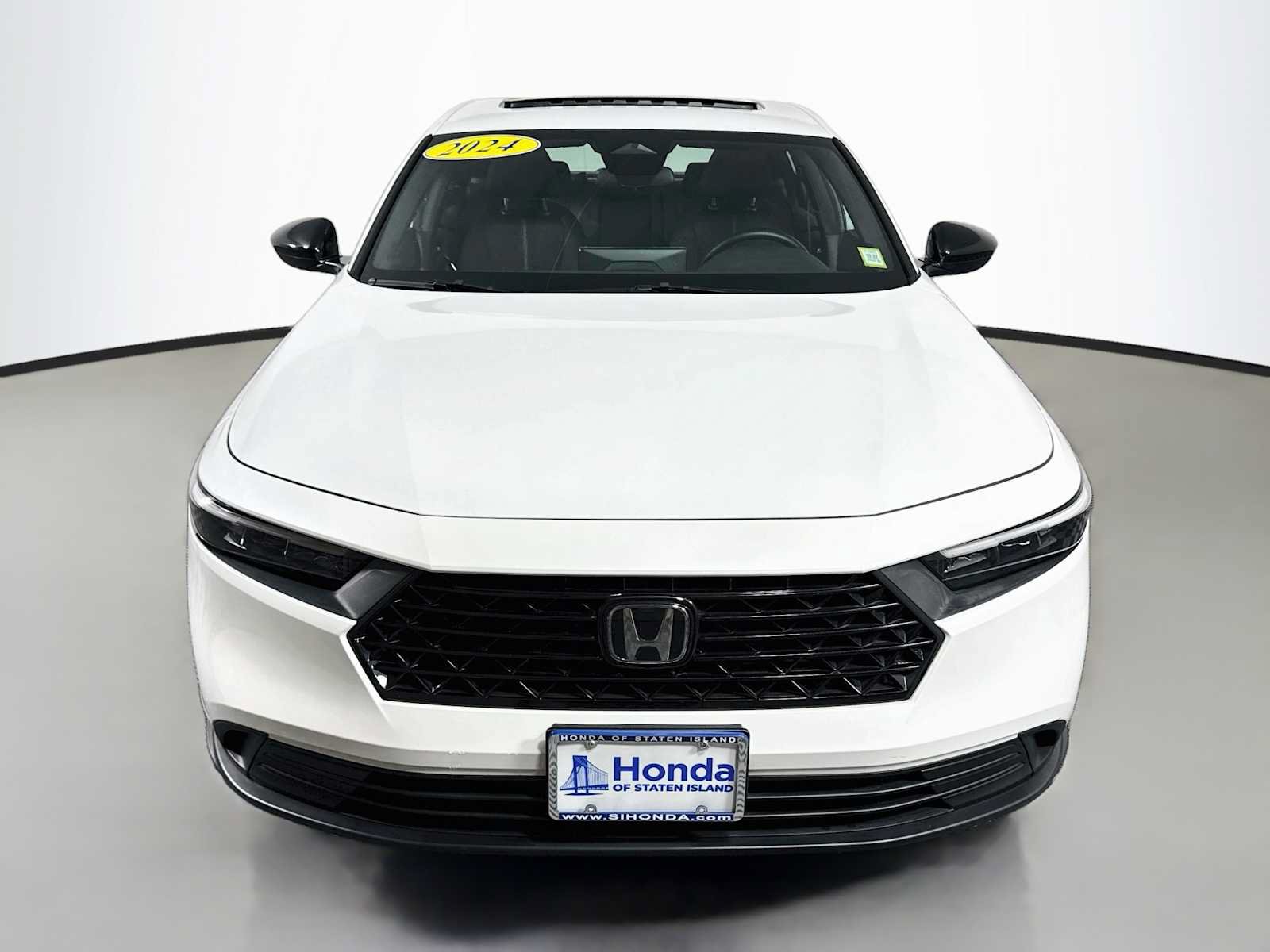 Certified 2024 Honda Accord Sport image 2