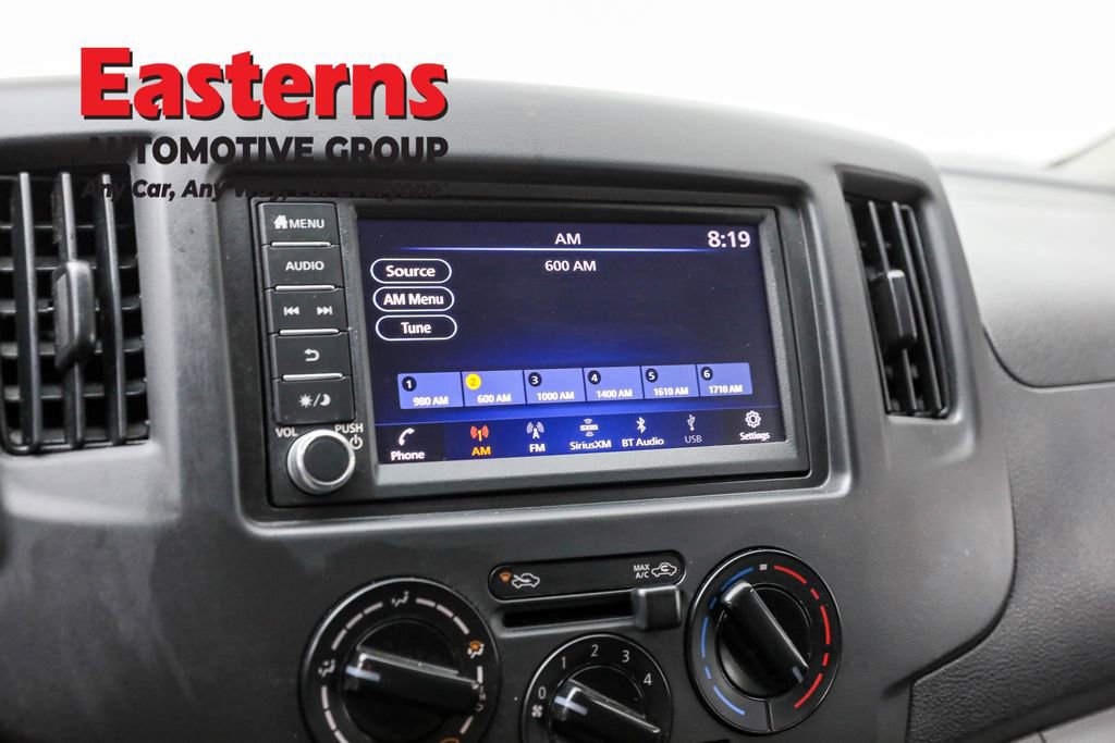 Used 2020 Nissan NV200 S image 19