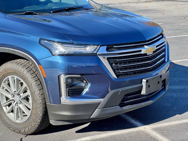 Used 2023 Chevrolet Traverse LT image 14