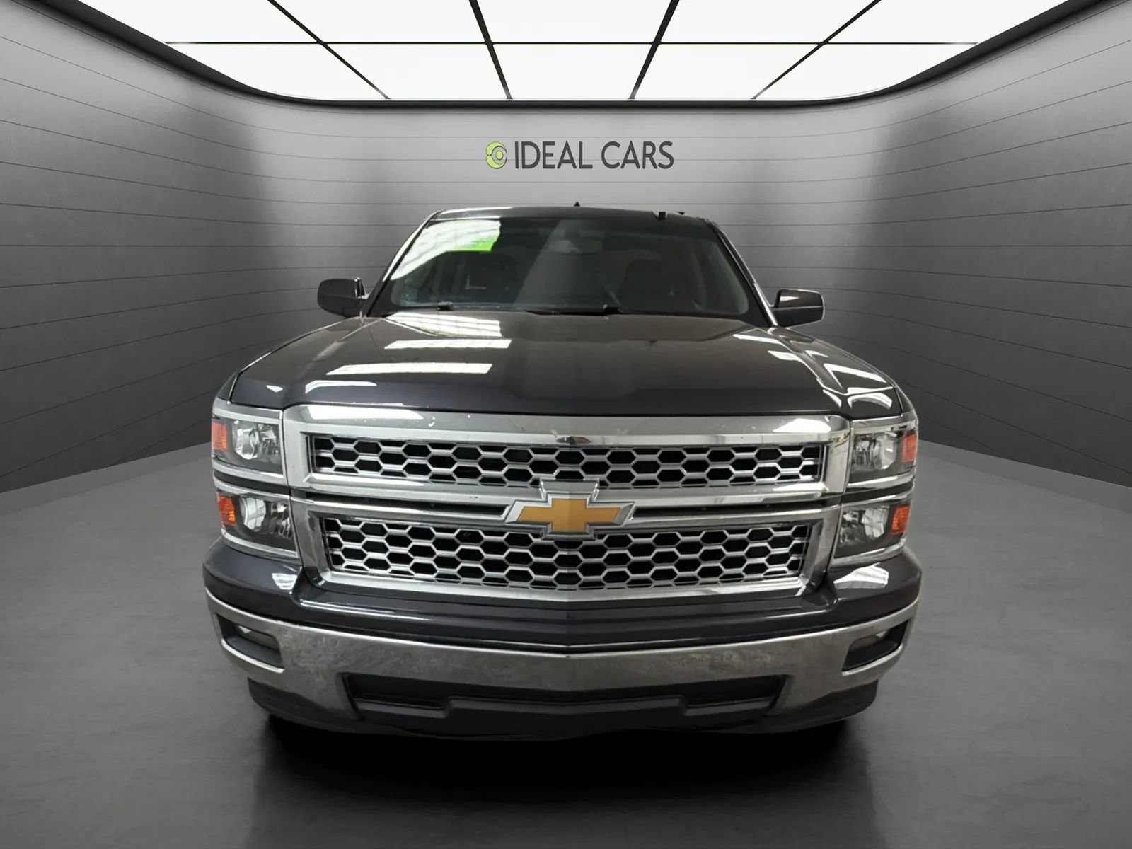Used 2015 Chevrolet Silverado 1500 LT w/ LT Convenience Package RWD image 2