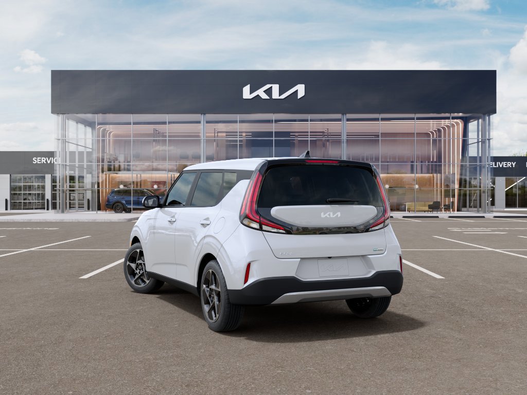 New 2025 Kia Soul EX FWD image 4