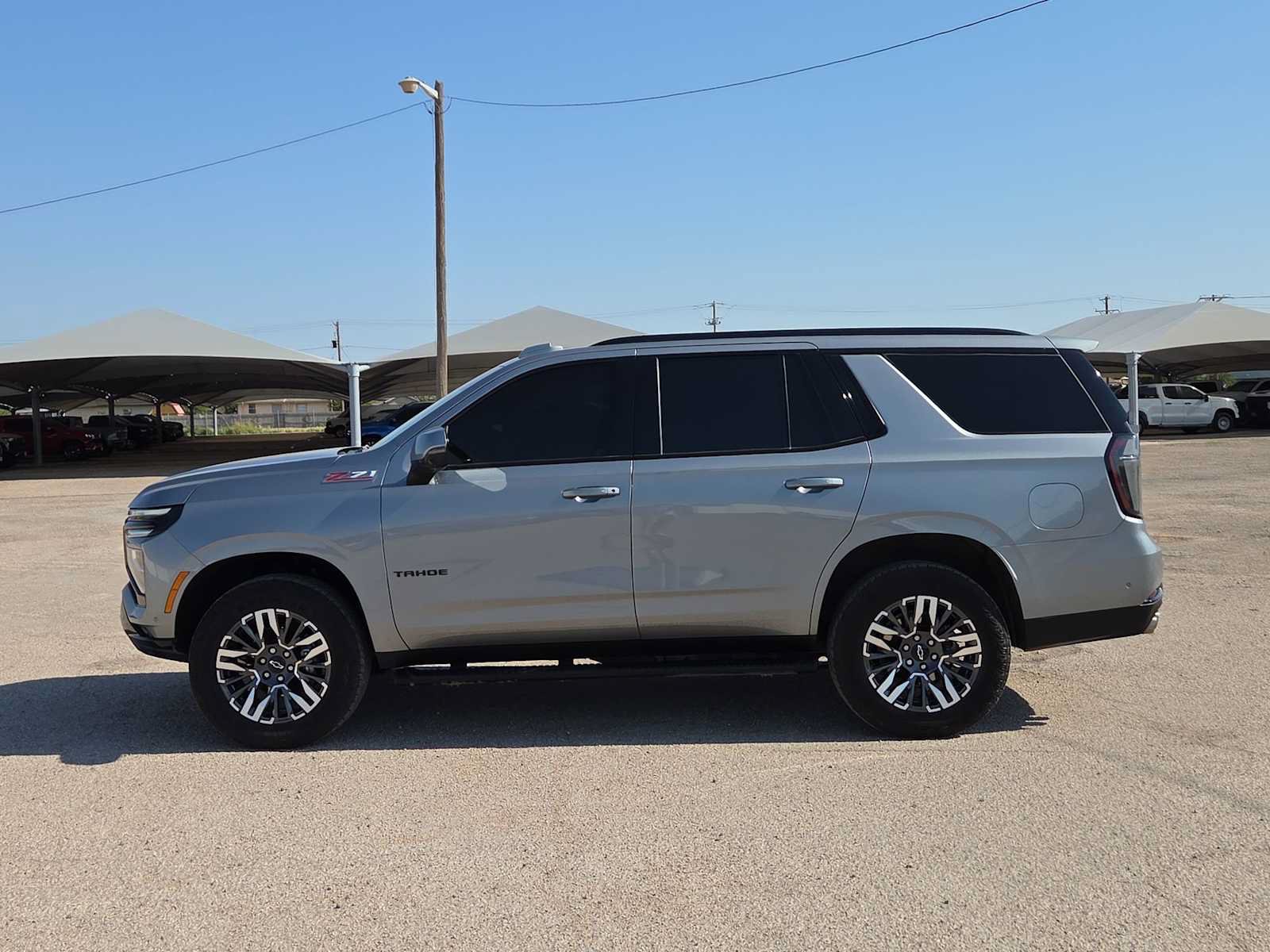 Used 2026 Chevrolet Tahoe Z71 w/ Comfort Package AWD/4WD image 5