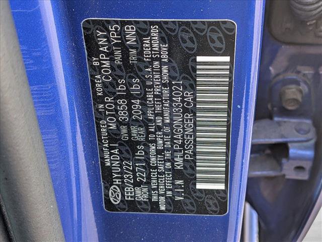 Used 2022 Hyundai Elantra Limited FWD image 17