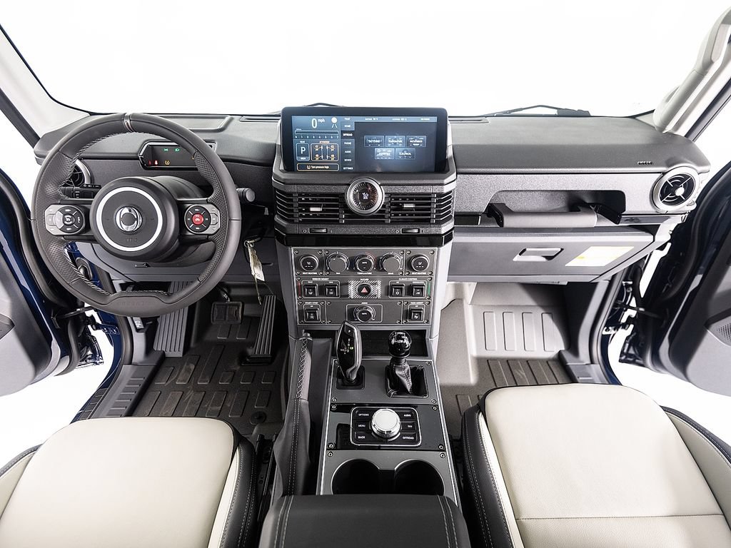 New 2025 INEOS Grenadier Fieldmaster Edition AWD/4WD image 24