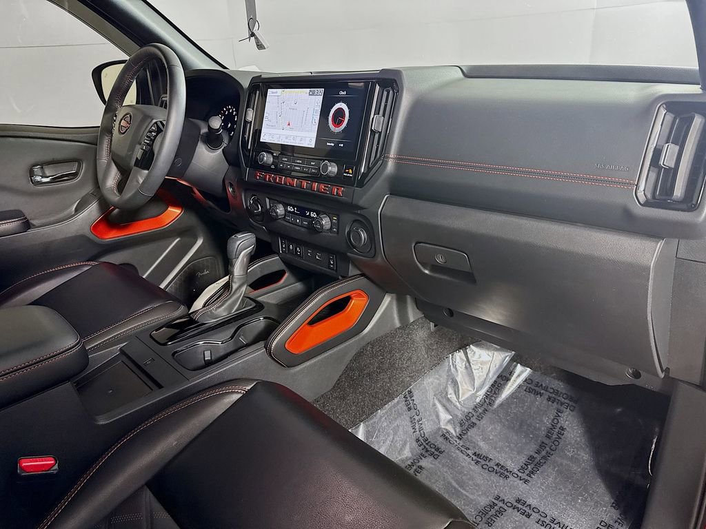 Used 2025 Nissan Frontier PRO-4X w/ Pro Premium Package AWD/4WD image 35