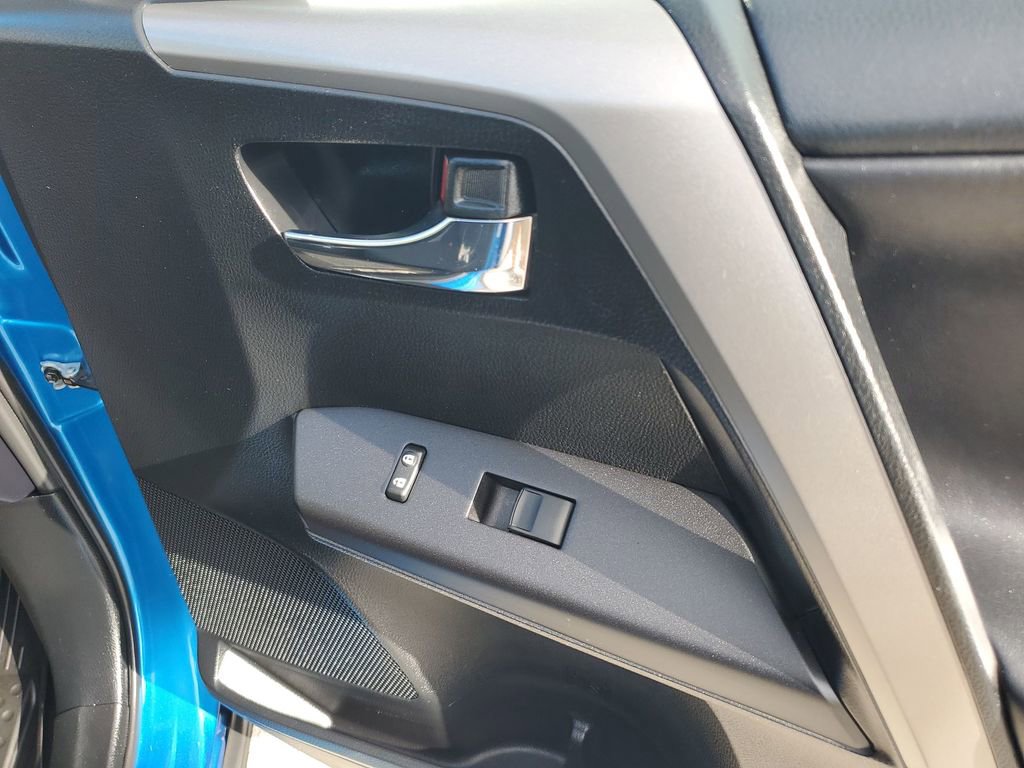 Used 2016 Toyota RAV4 XLE image 47