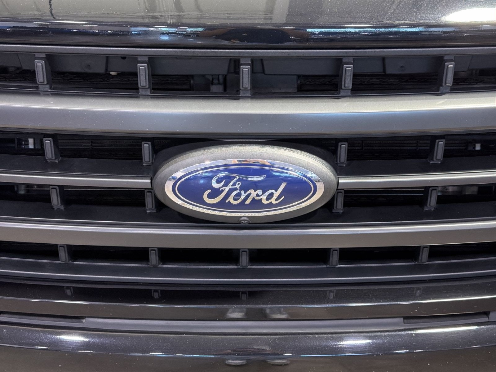 Used 2023 Ford F150 Lariat w/ Max Trailer Tow Package AWD/4WD image 12