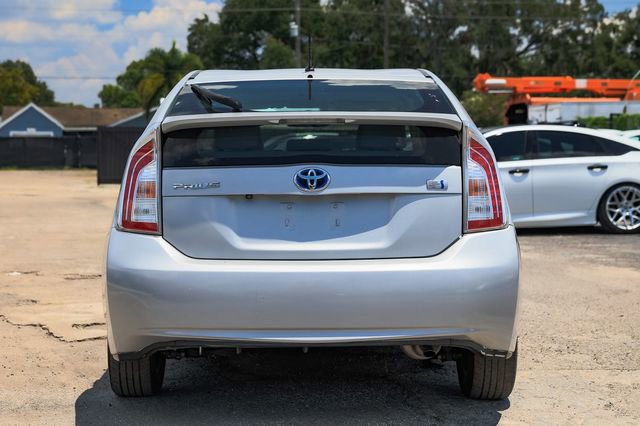 Used 2015 Toyota Prius Four image 9