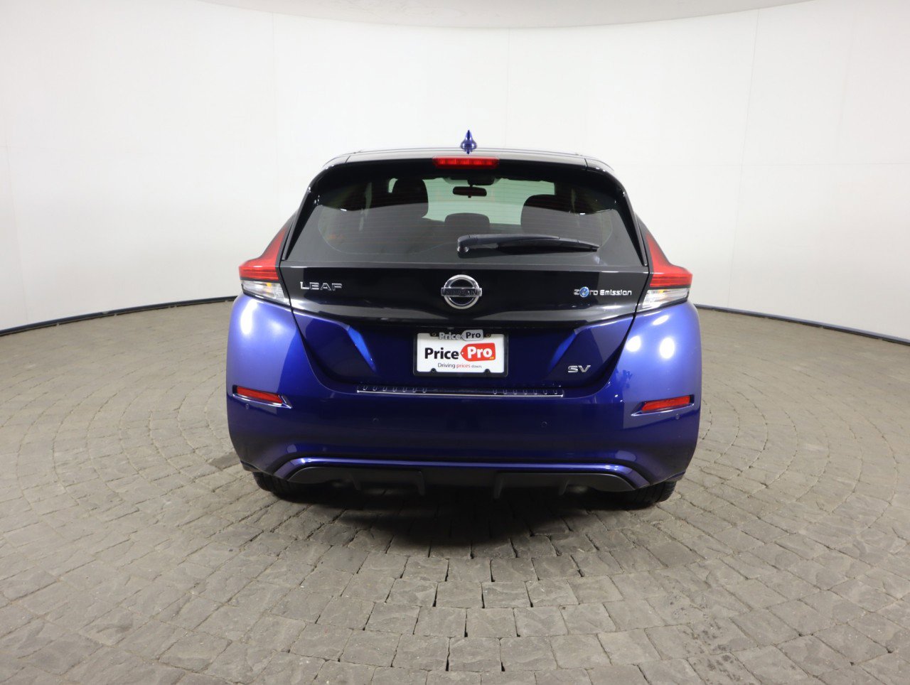 Used 2022 Nissan Leaf SV w/ Protection Package image 7