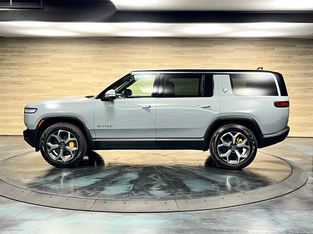 Used 2024 Rivian R1S Adventure AWD/4WD image 25