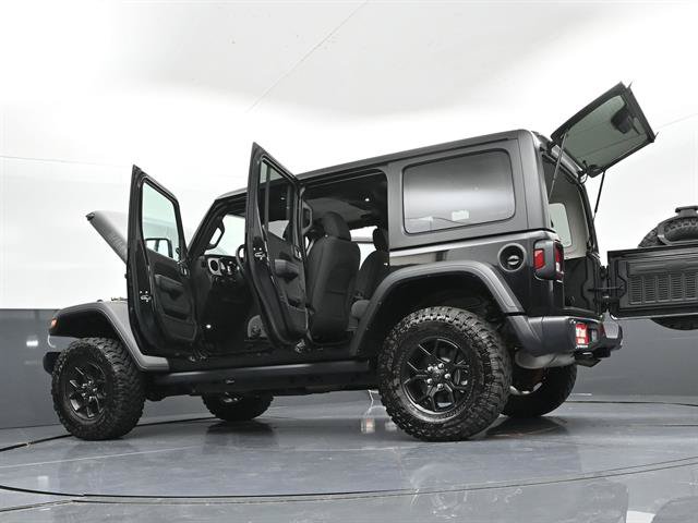 Used 2025 Jeep Wrangler Unlimited Sport AWD/4WD image 49