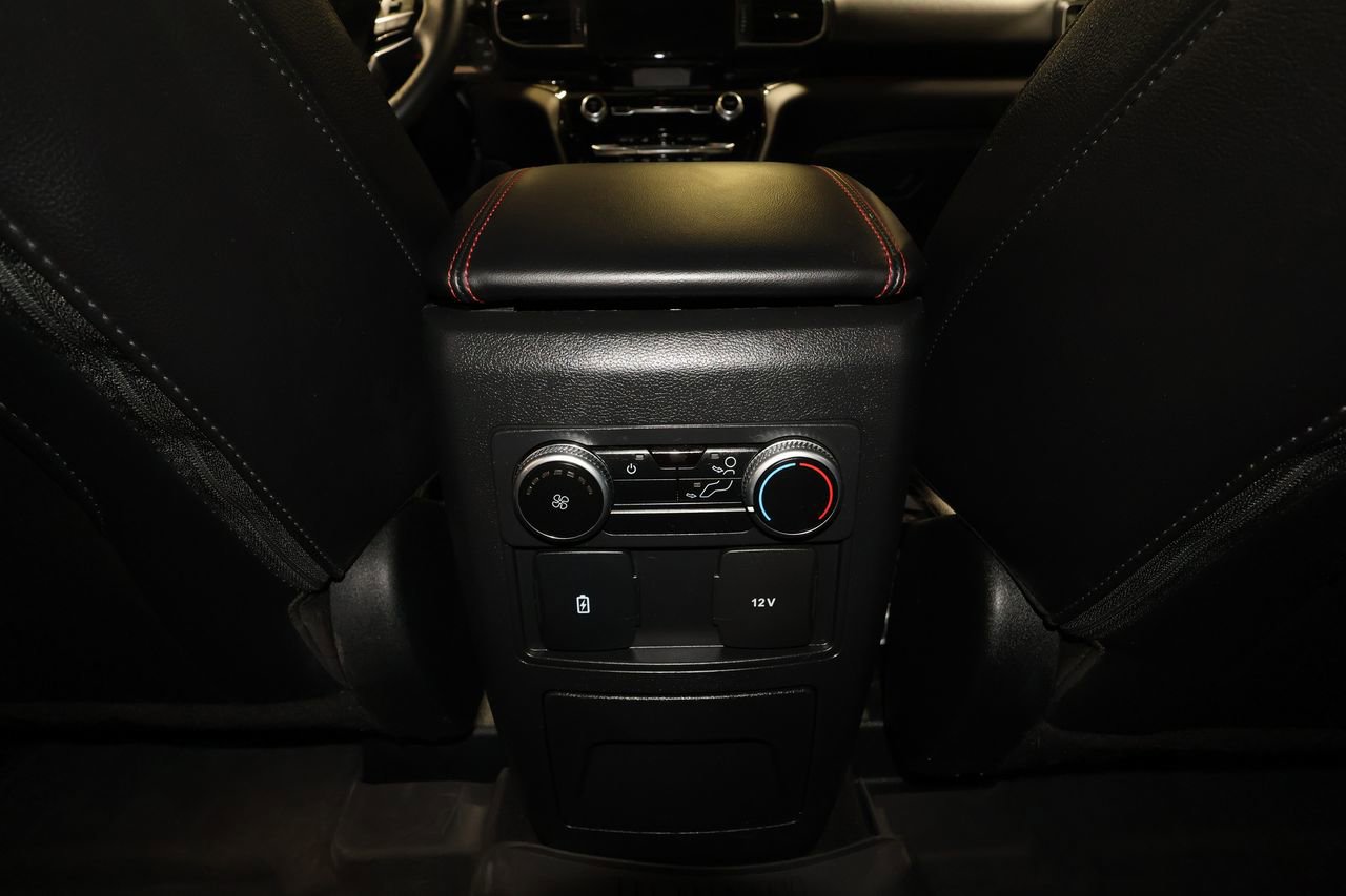 Used 2024 Ford Explorer ST-Line w/ Class IV Trailer Tow Package AWD/4WD image 31