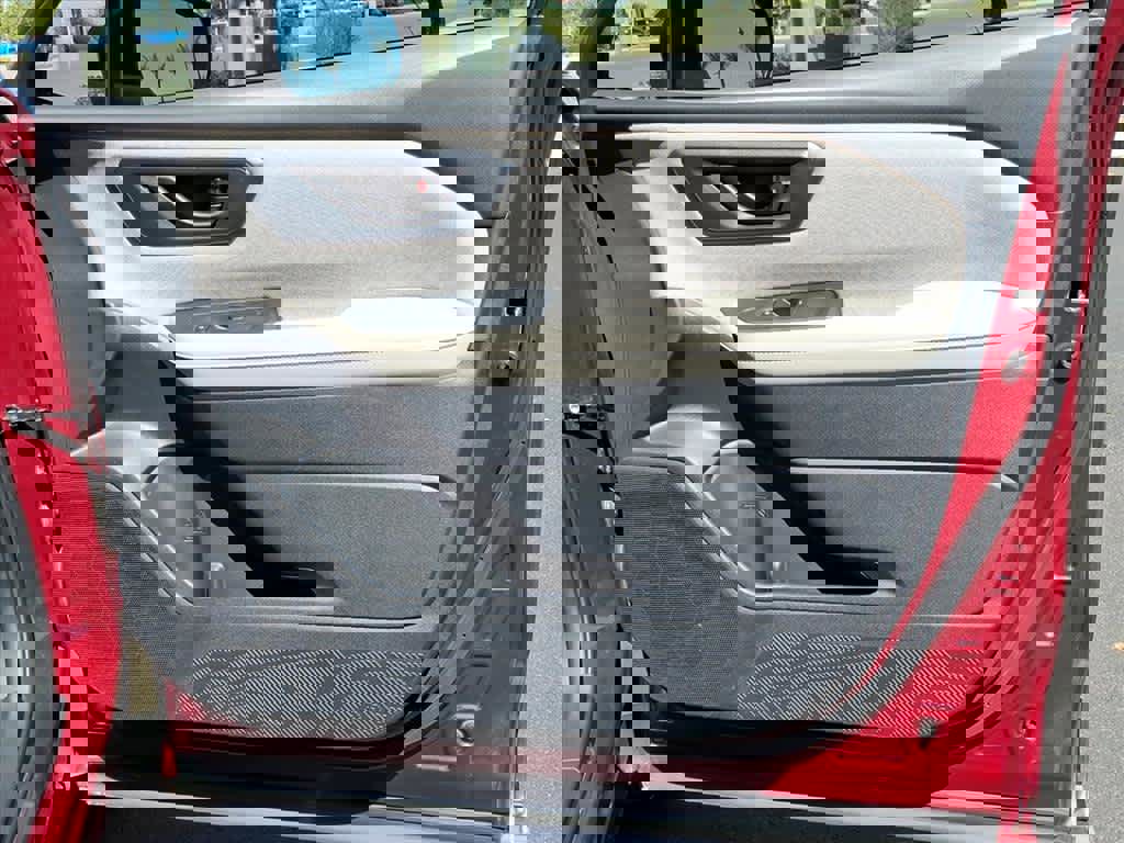 Used 2025 Subaru Forester image 17