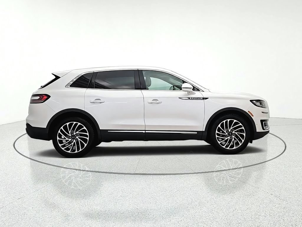 Used 2019 Lincoln Nautilus Reserve AWD/4WD image 8