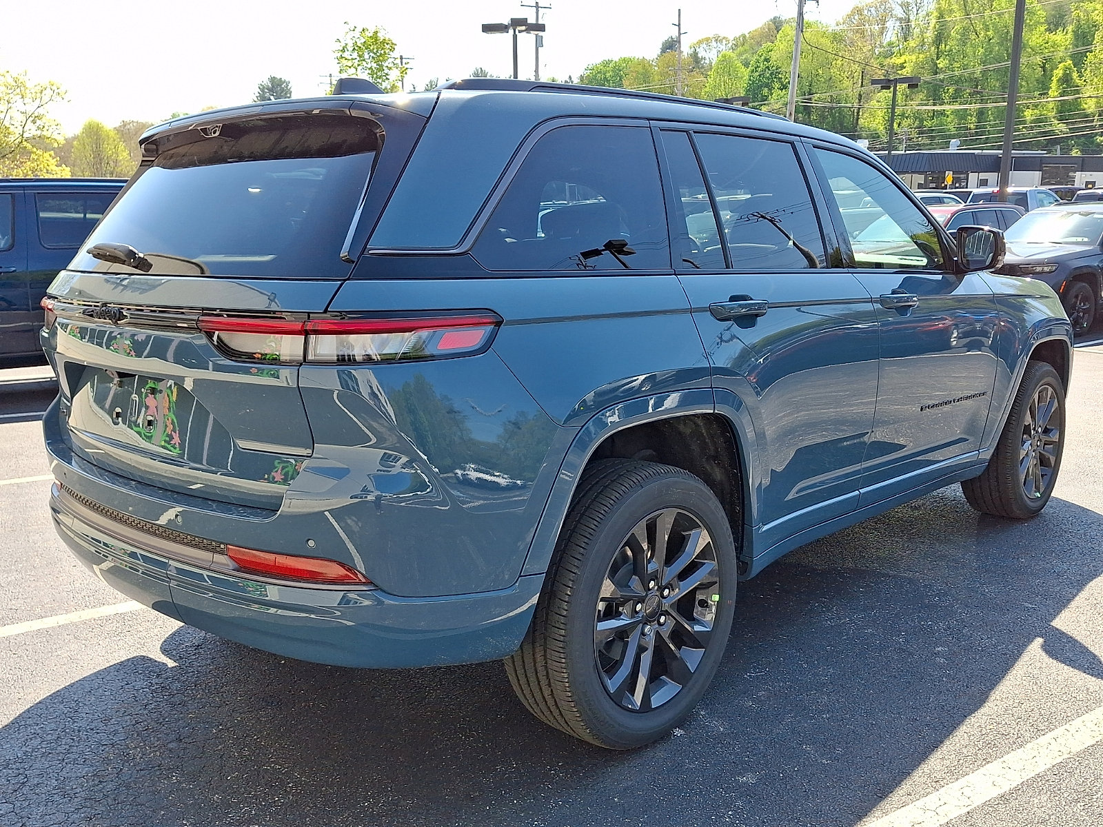 New 2026 Jeep Grand Cherokee Limited AWD/4WD image 3