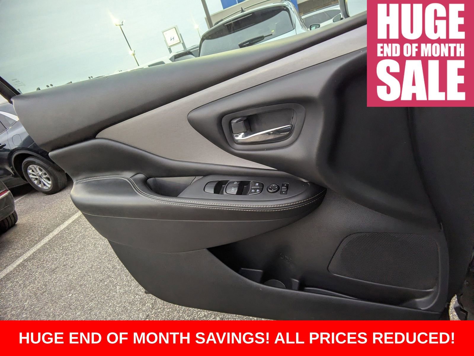 Used 2020 Nissan Murano SV image 27