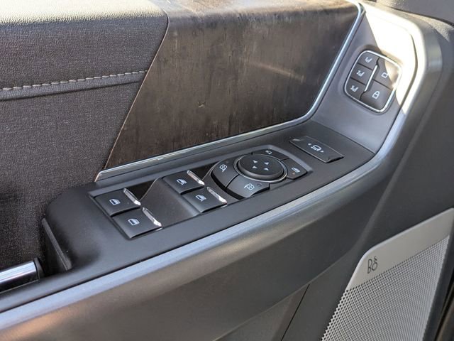 Used 2023 Ford F250 Lariat w/ Lariat Ultimate Package AWD/4WD image 10