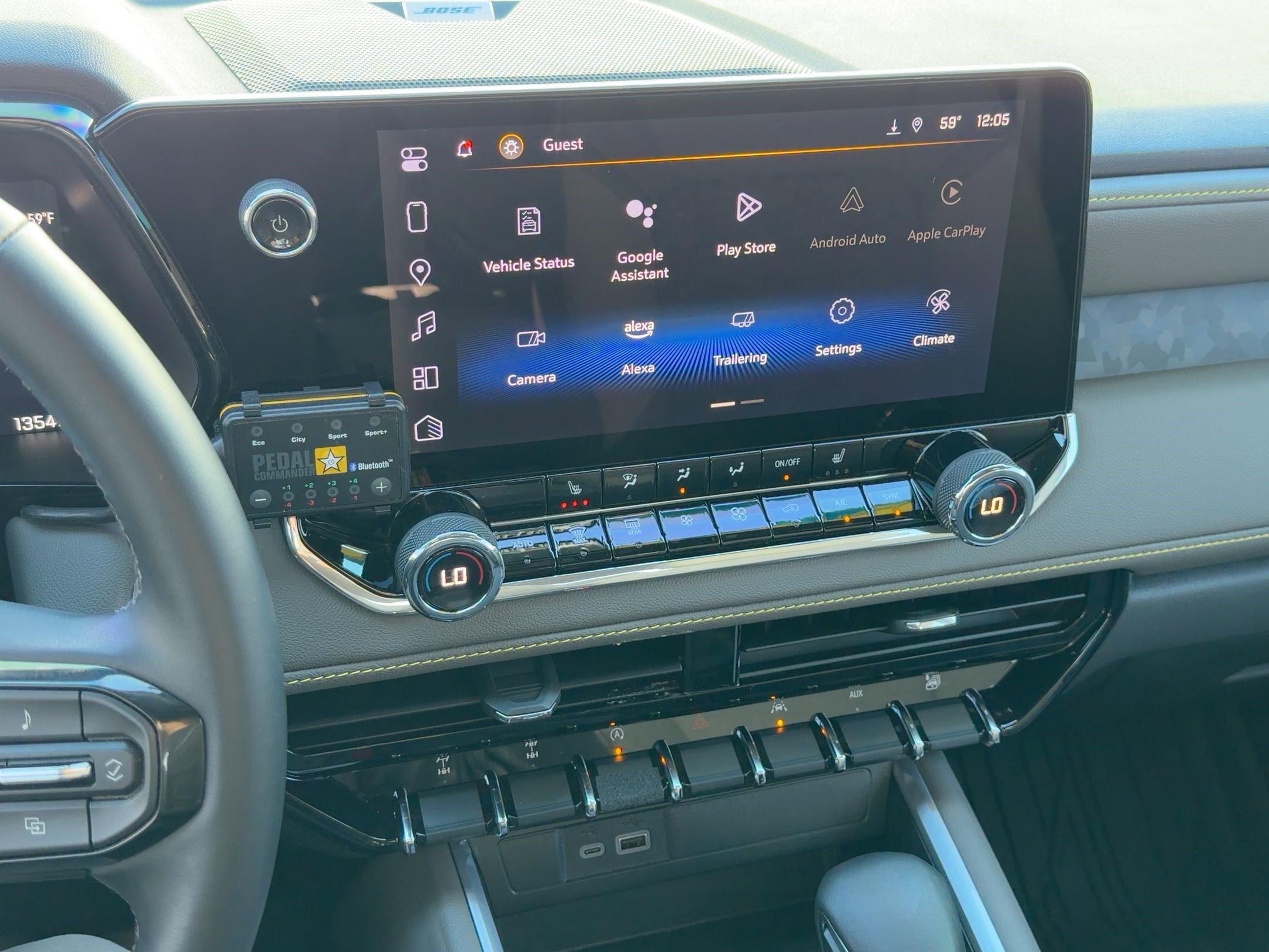 Used 2024 Chevrolet Colorado ZR2 w/ Technology Package image 21