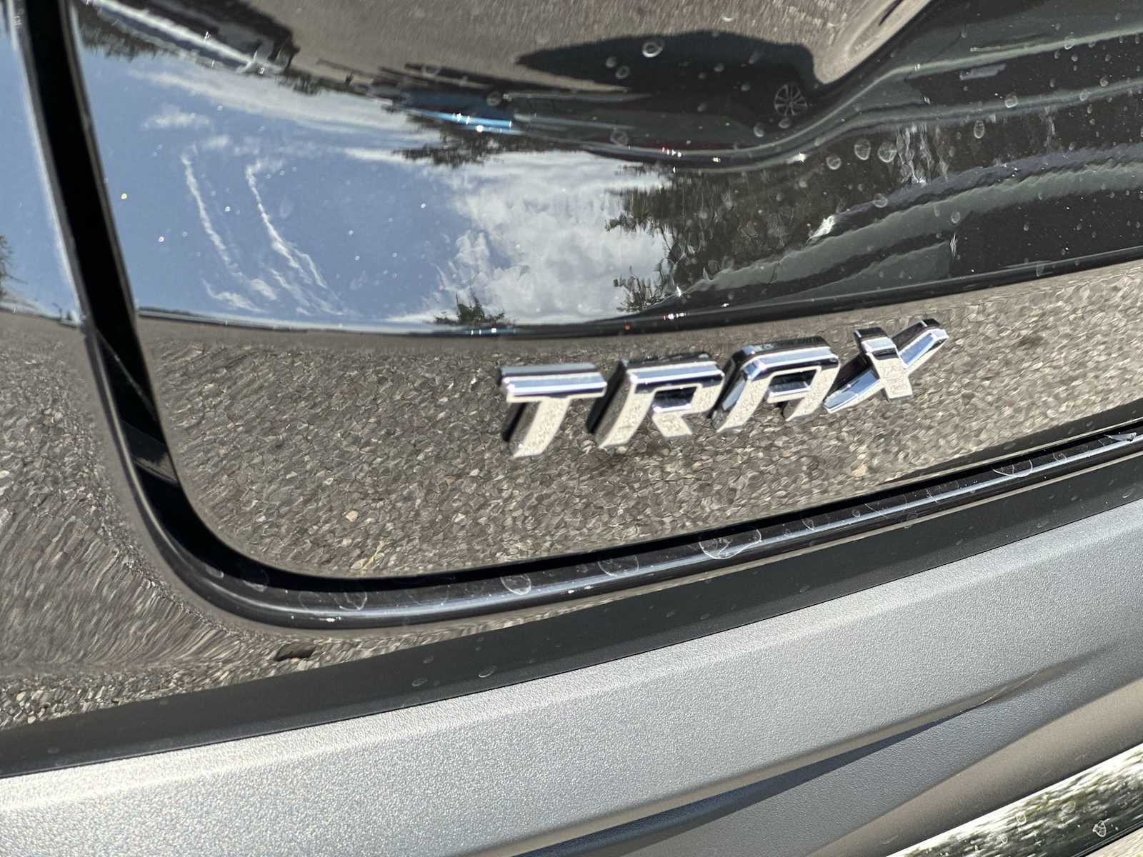 New 2026 Chevrolet Trax ACTIV w/ Sunroof Package FWD image 11
