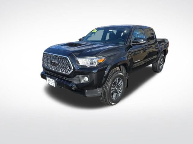 Used 2019 Toyota Tacoma TRD Sport image 3