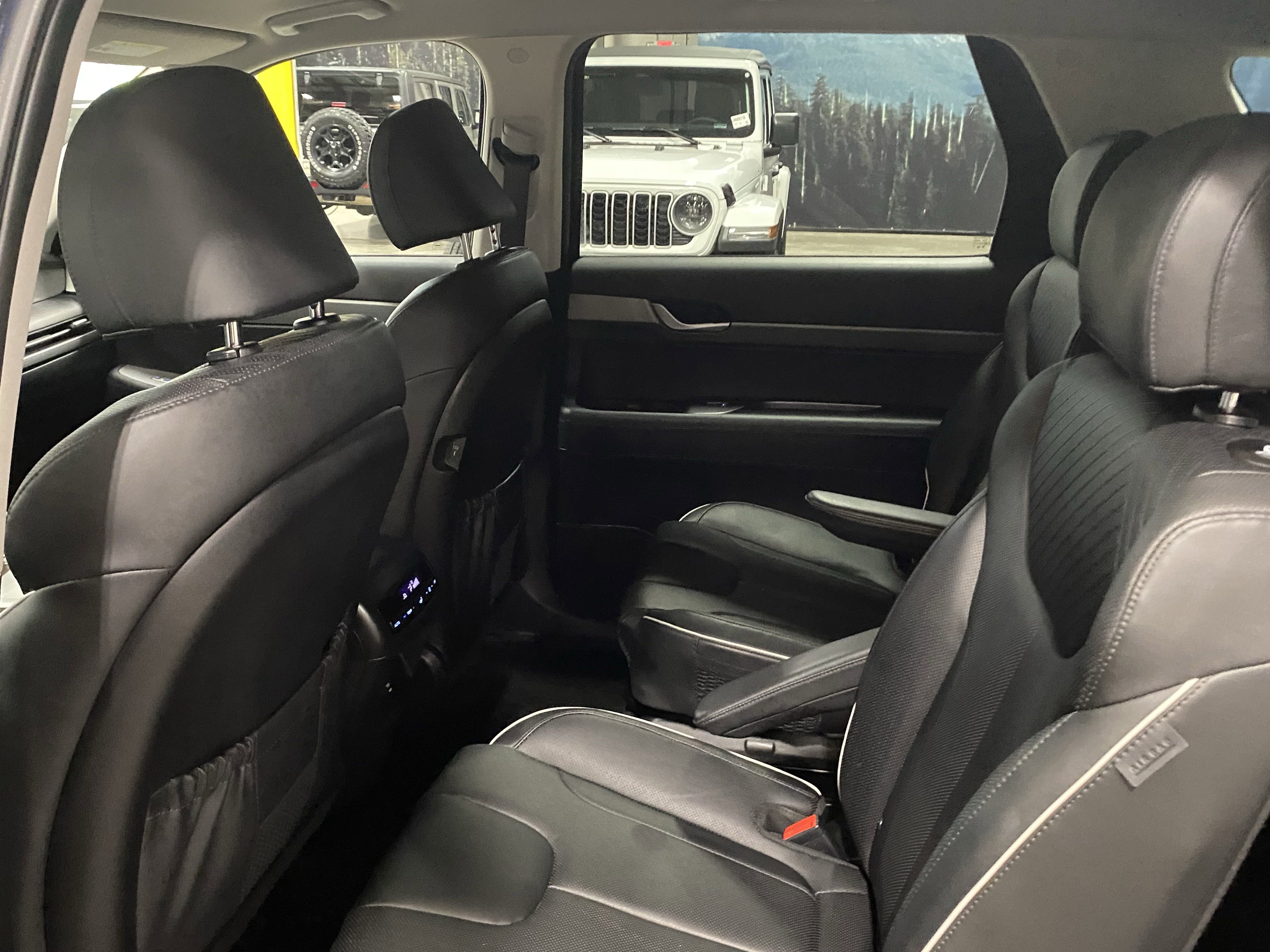 Used 2024 Hyundai Palisade SEL image 13