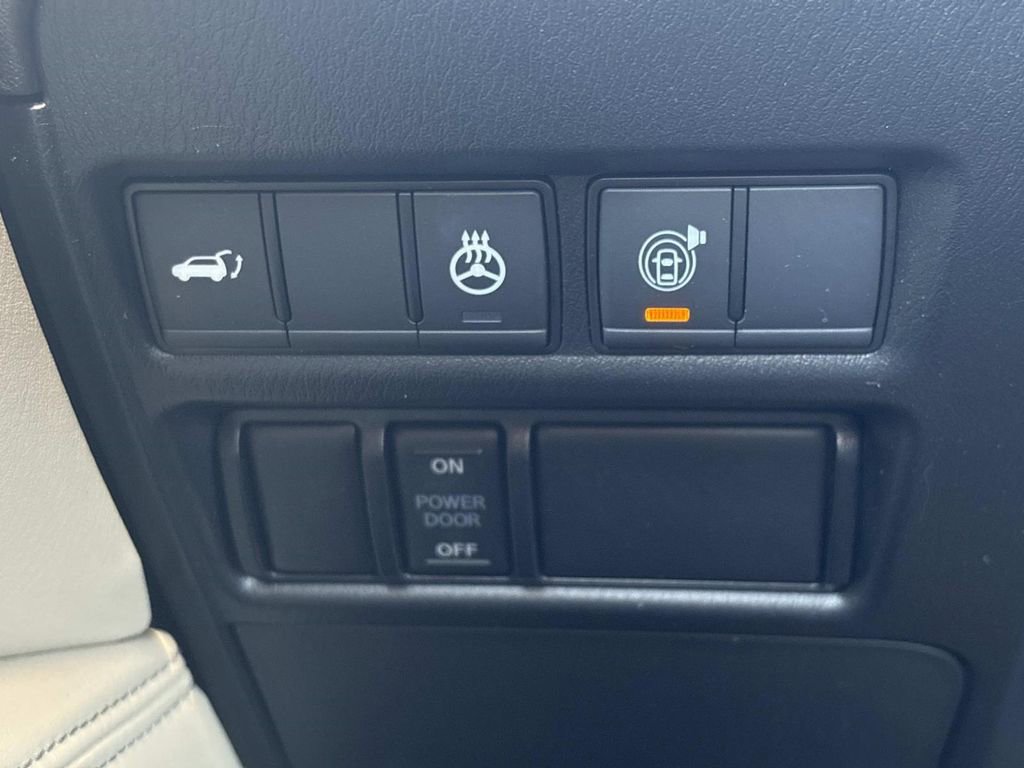 Used 2023 Nissan Armada Platinum w/ Captain's Chairs Package image 29