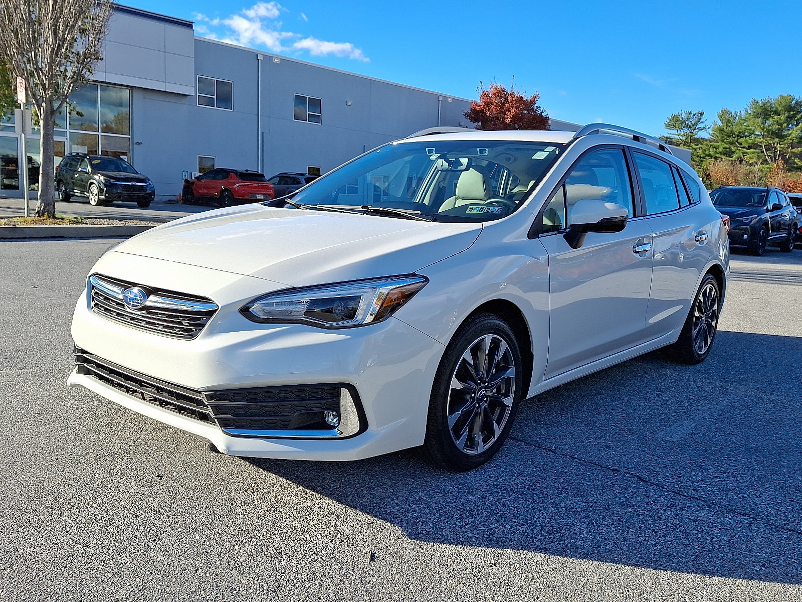 Used 2022 Subaru Impreza 2.0i Limited image 3