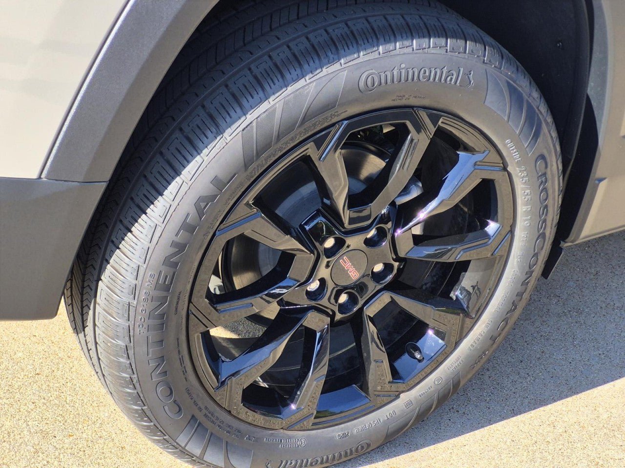 New 2027 GMC Terrain Elevation w/ Black Edition FWD image 5
