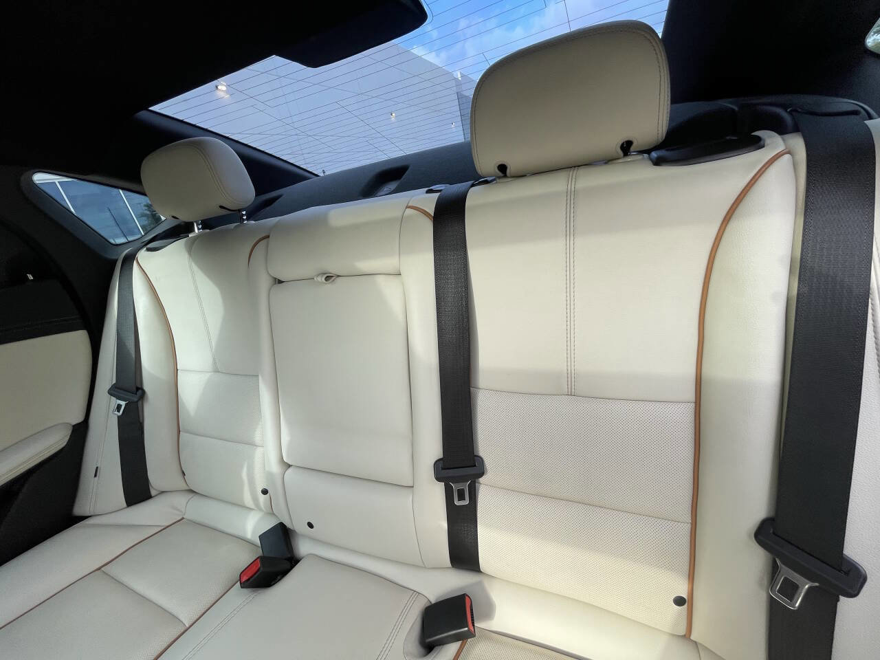 Used 2017 Chevrolet Impala Premier w/ Enhanced Convenience Package image 25