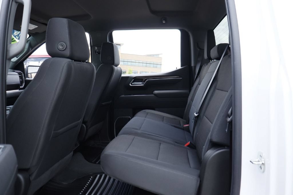 Used 2026 Chevrolet Silverado 1500 LT AWD/4WD image 22
