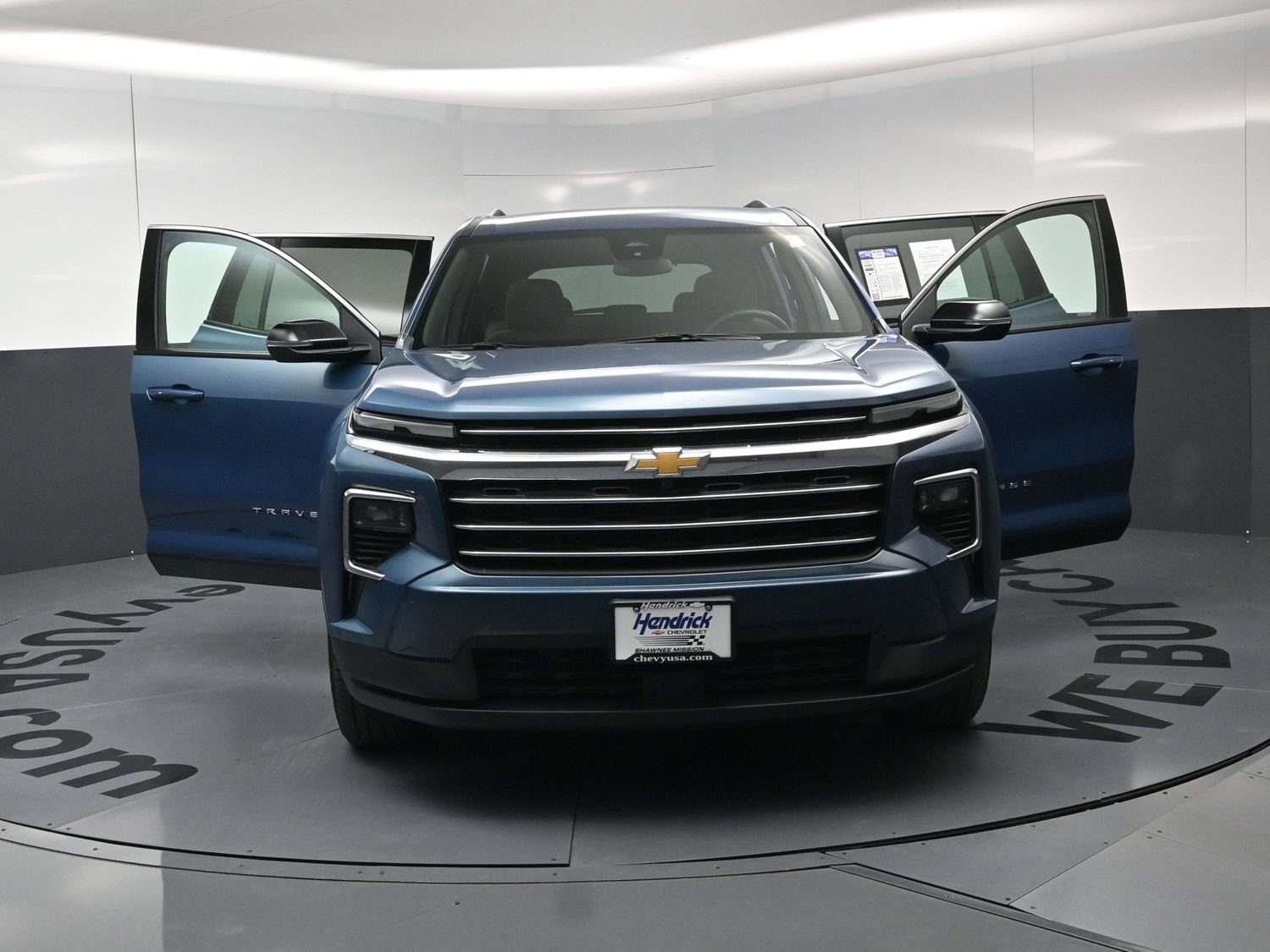 Used 2025 Chevrolet Traverse LT FWD image 21