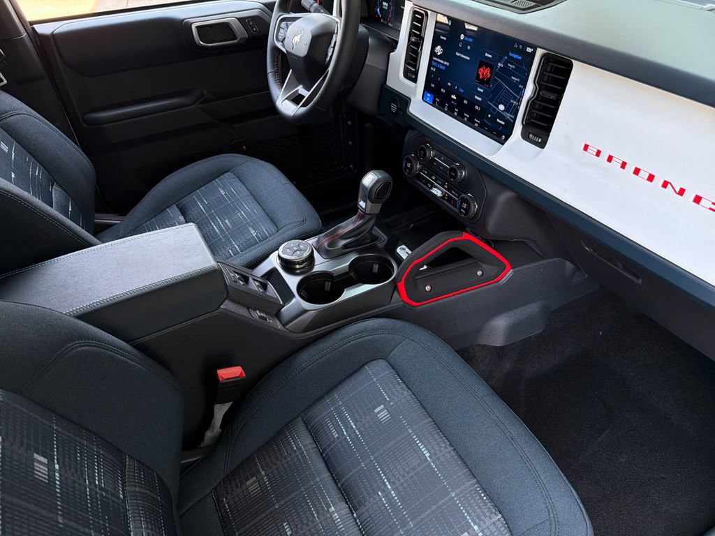 New 2026 Ford Bronco Heritage Edition AWD/4WD image 15