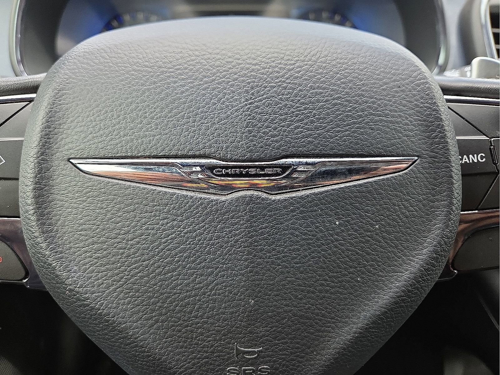 Used 2015 Chrysler 200 S w/ Comfort Group FWD image 22